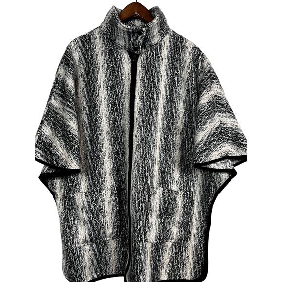 NEW! RO&DE Full Zip Knit Poncho Top Mock Neck - L - Picture 1 of 4